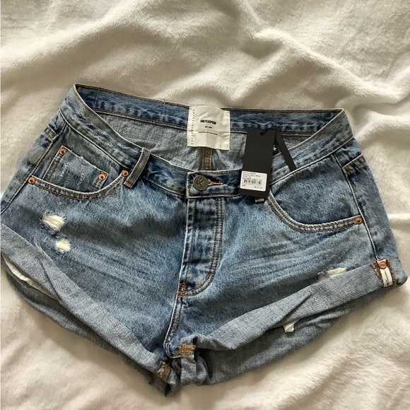 One Teaspoon Distressed Blue Jean Shorts - Picture 1 of 3
